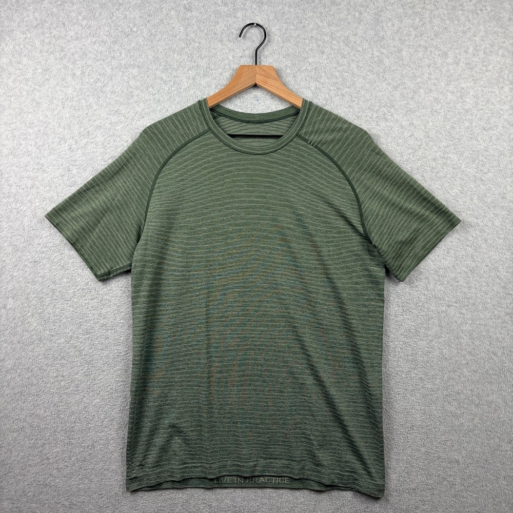Lululemon Metal Vent Tech Shirt Mens Medium Green Striped Short Sleeve Gym